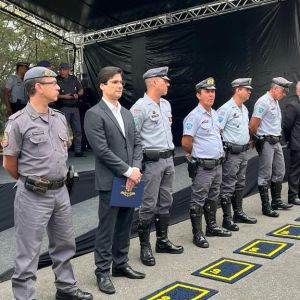Tamoios recebe homenagem do 6º Batalhão da Polícia Militar Rodoviária pelos serviços prestados à sociedade